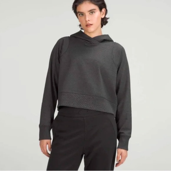 Lululemon Loungeful Cropped Hoodie *Spark
Black - Picture 1 of 7